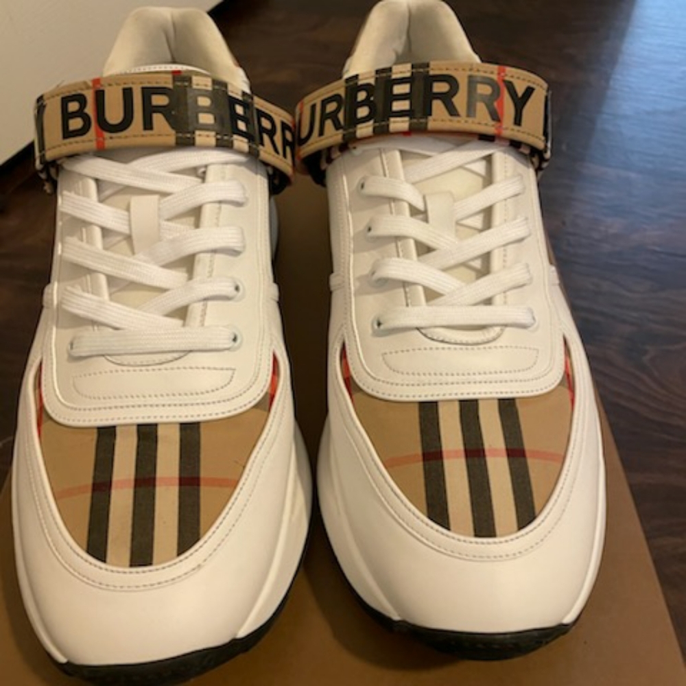 Burberry shoes